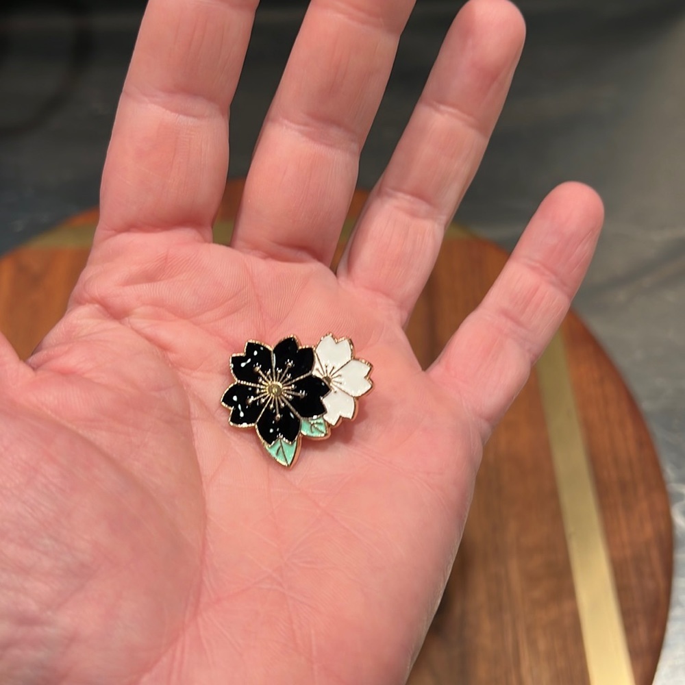3/$15 Cherry Blossom Floral Enameled Pin Brooch - Picture 3 of 6